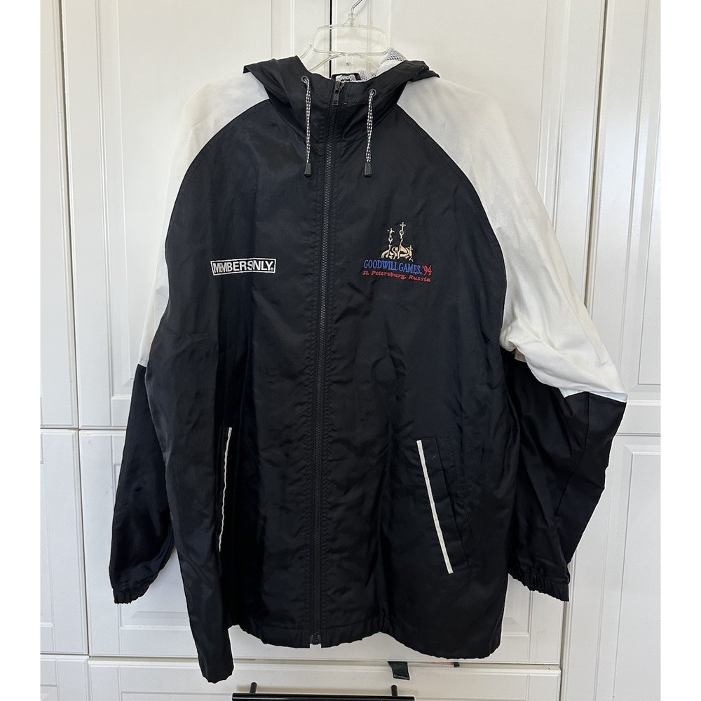 Members Only Men's Windbreaker Jacket Hoodie 94 Goodwill Games Size M